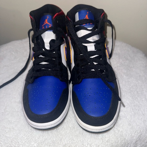 2019 Air Jordan 1 Mid SE 'Rivals' - Picture 2 of 3